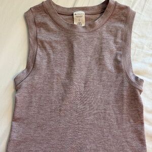 Athleta RENEW SEAMLESS MUSCLE TANK Body-skimming stretch chafe-free construction